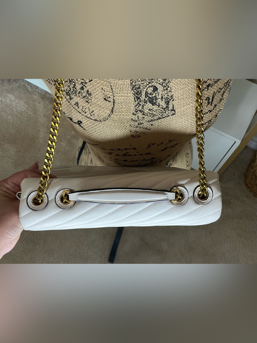 Tory Burch Cream Quilted Leather Chain Shoulder Bag with Gold Hardware - Picture 5 of 7